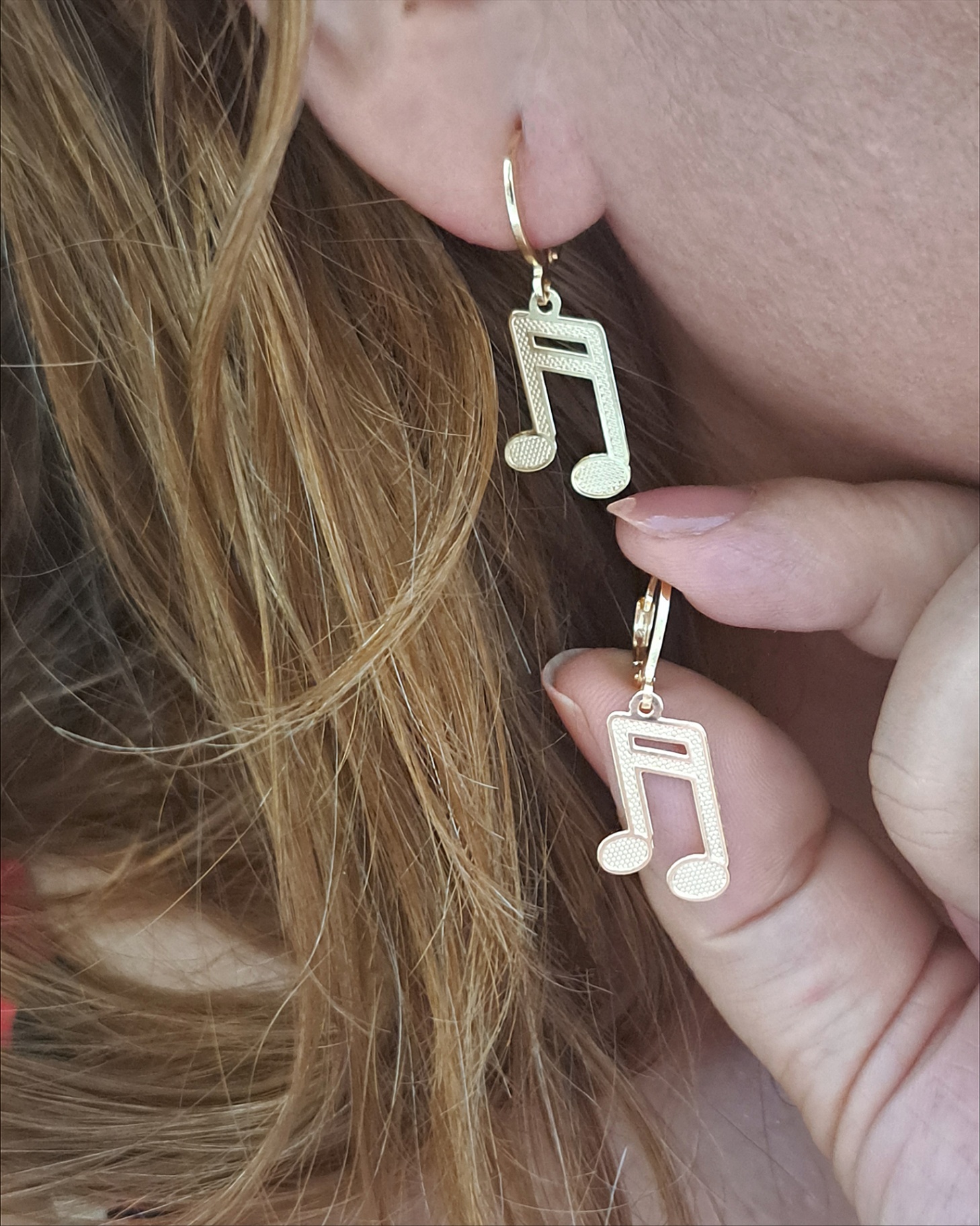 Foto de argola colcheia texturizada Foto de argola colcheia texturizada