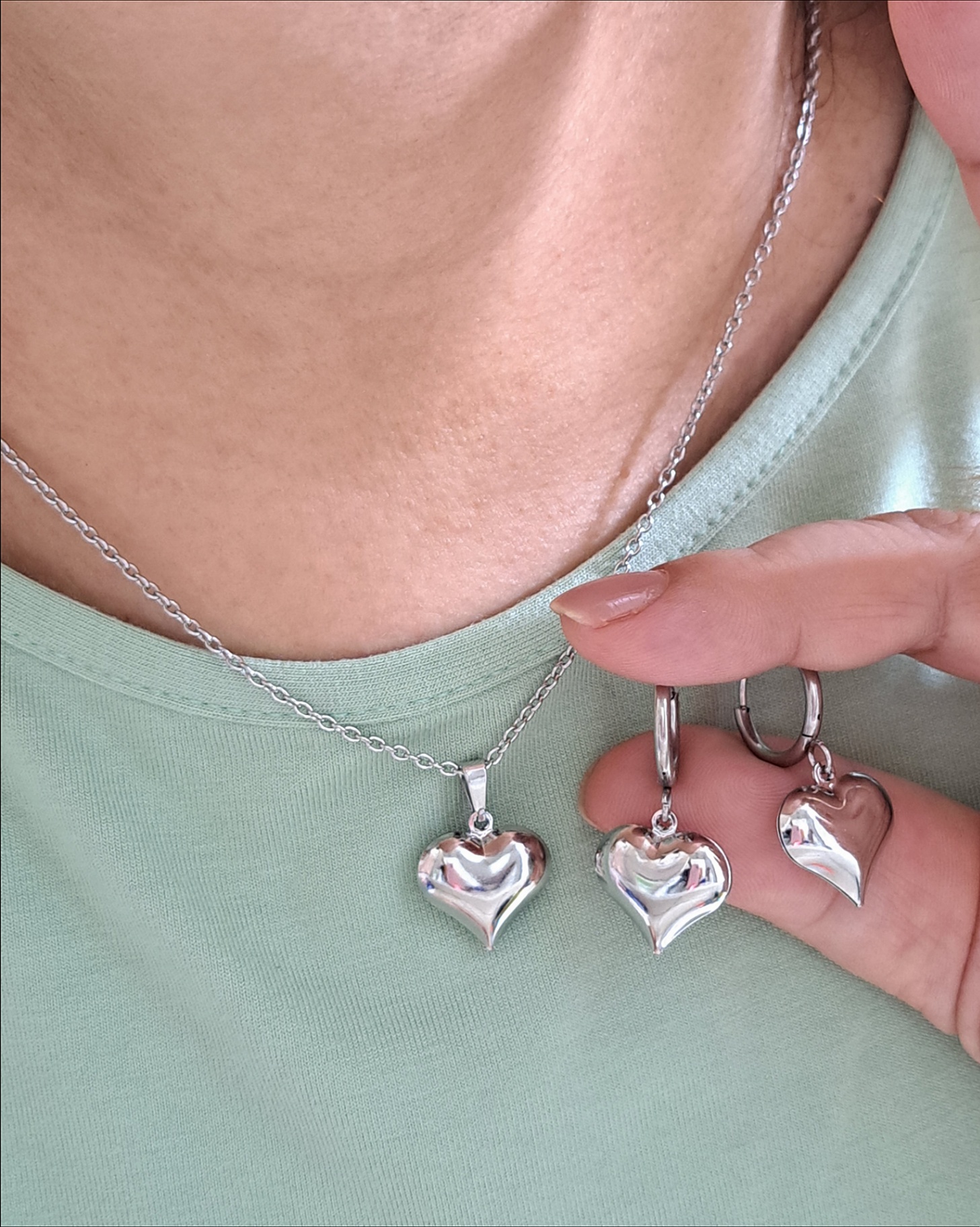 Foto de conjunto coração robusto polido aço inox Foto de conjunto coração robusto polido aço inox