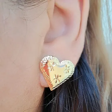 Foto de brinco coração diamantado médio