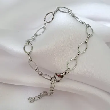 Foto de pulseira diamantada em aço inox
