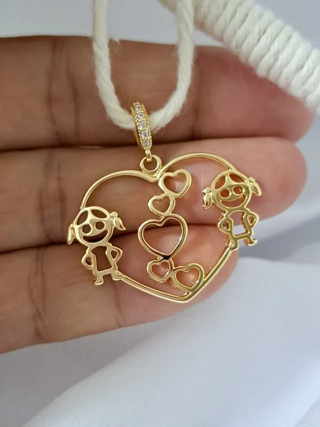 Foto de pingente coração 2 meninas fecho com zircônia Foto de pingente coração 2 meninas fecho com zircônia