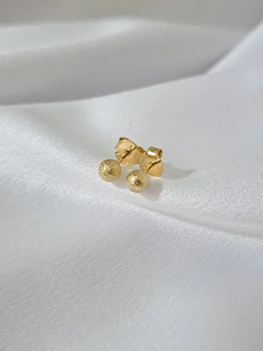 Foto de brinco esfera texturizada de 4mm