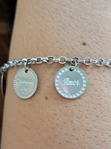 Foto de pulseira medalhas positivas em aço inox