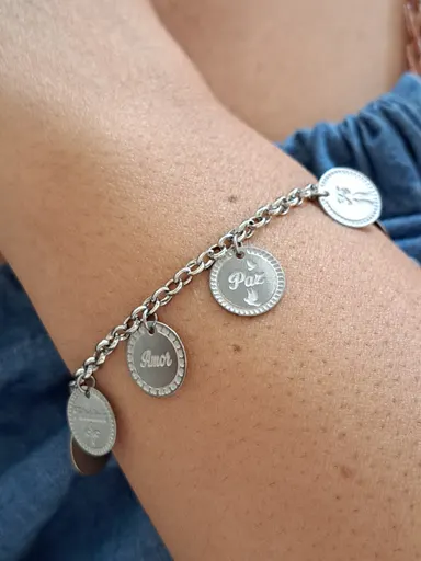 Foto de pulseira medalhas positivas em aço inox