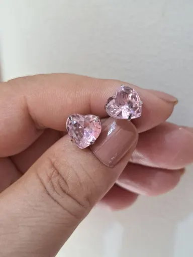 Foto de brinco aço inox pedra 1cm coração rosa claro