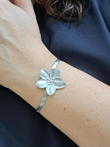Foto de pulseira aço inox fita com flor