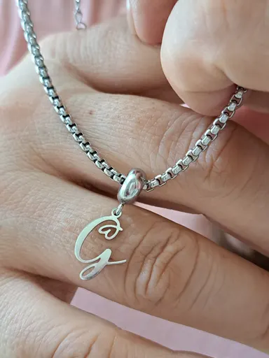 Foto de pulseira berloque letra aço inox