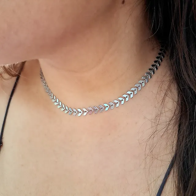 Foto de choker sereia em aço inox Foto de choker sereia em aço inox