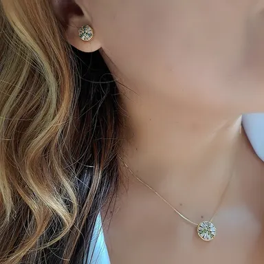 Foto de conjunto redondo baguetes e microzircônias
