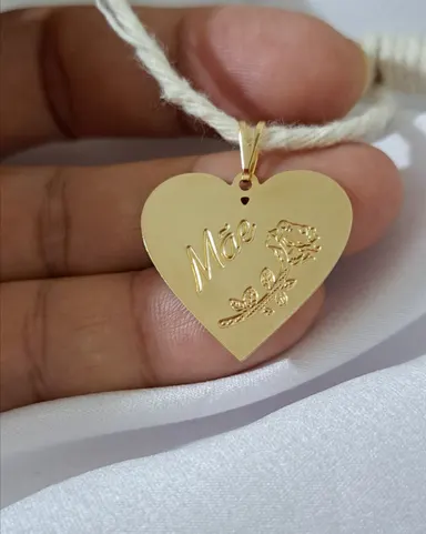 Foto de pingente coração mãe e uma rosa