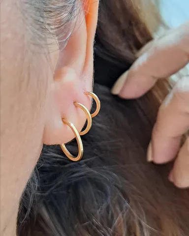 Foto de trio de argolas fio quadrado