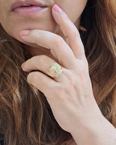 Foto de anel coração arte diamantada