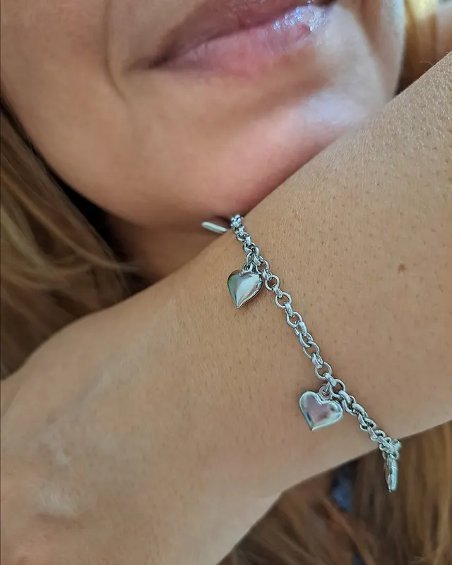 Foto de pulseira elo português 5 corações em aço inox Foto de pulseira elo português 5 corações em aço inox