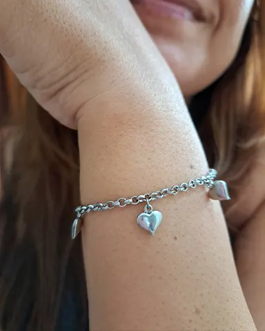 Foto de pulseira elo português 5 corações em aço inox