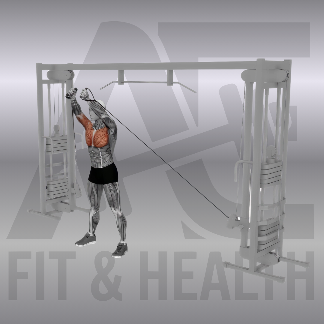 Cable Upper Chest Crossover – Eine Person steht zwischen zwei tief eingestellten Kabelzügen und führt die Griffe schräg nach oben vor dem Gesicht zusammen, wobei sich die Hände überkreuzen, um die obere Brustmuskulatur zu trainieren.