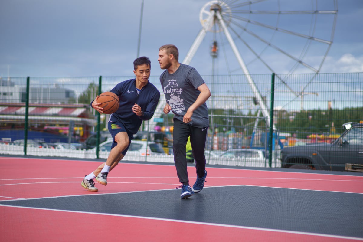 ⛹️‍♂️💨