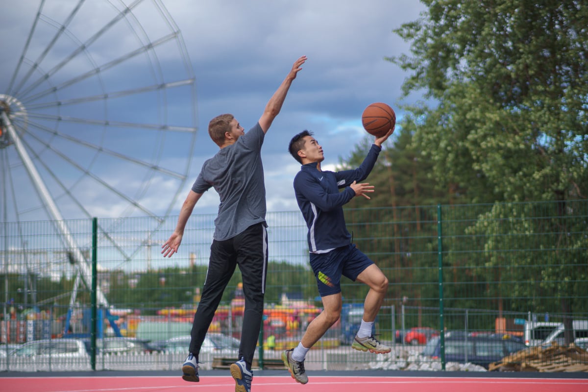 Kuva kuvasarjasta ⛹️‍♂️💨