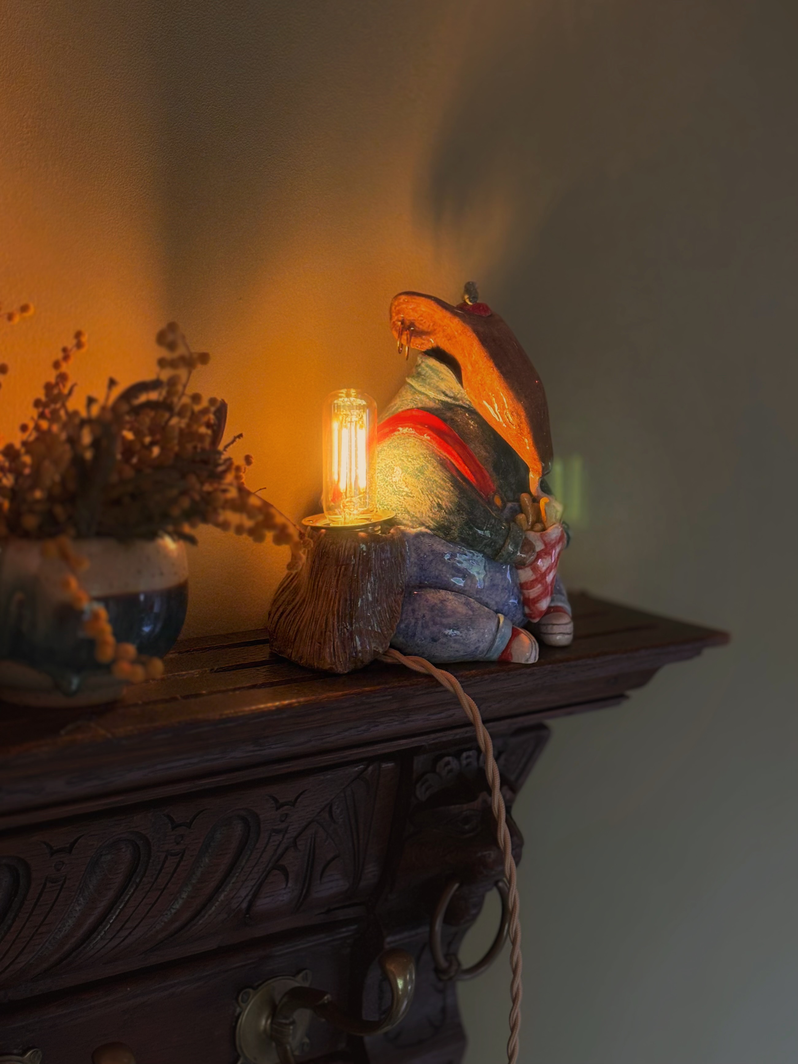 ‘Amsterdammer’ lamp — handmade ceramic lamp by Alisa Merenfeld