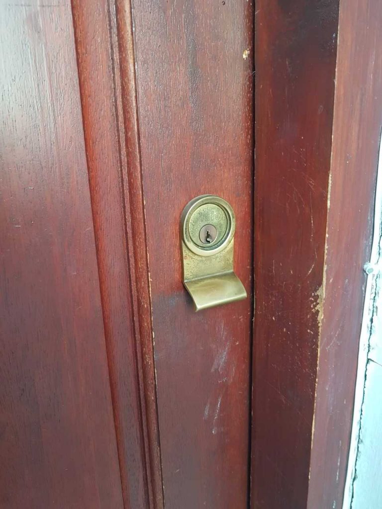 null door unlock and lock change for property auction