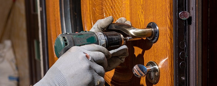 when to get the services of a locksmith in Bristol