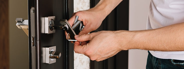 how much do locksmiths in London charge