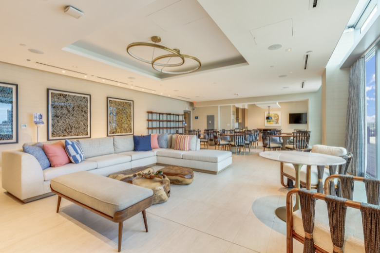 어쥬어 (Azure Ala Moana)  7