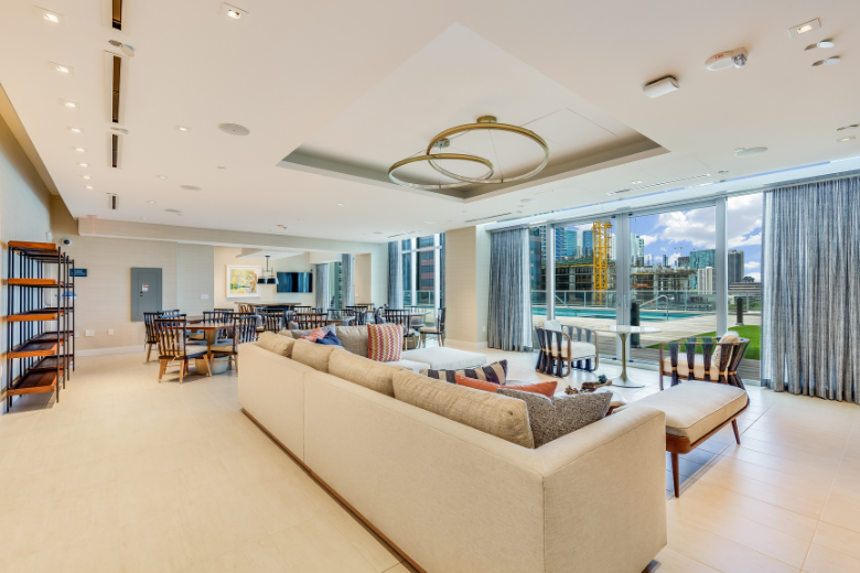 어쥬어 (Azure Ala Moana)  6