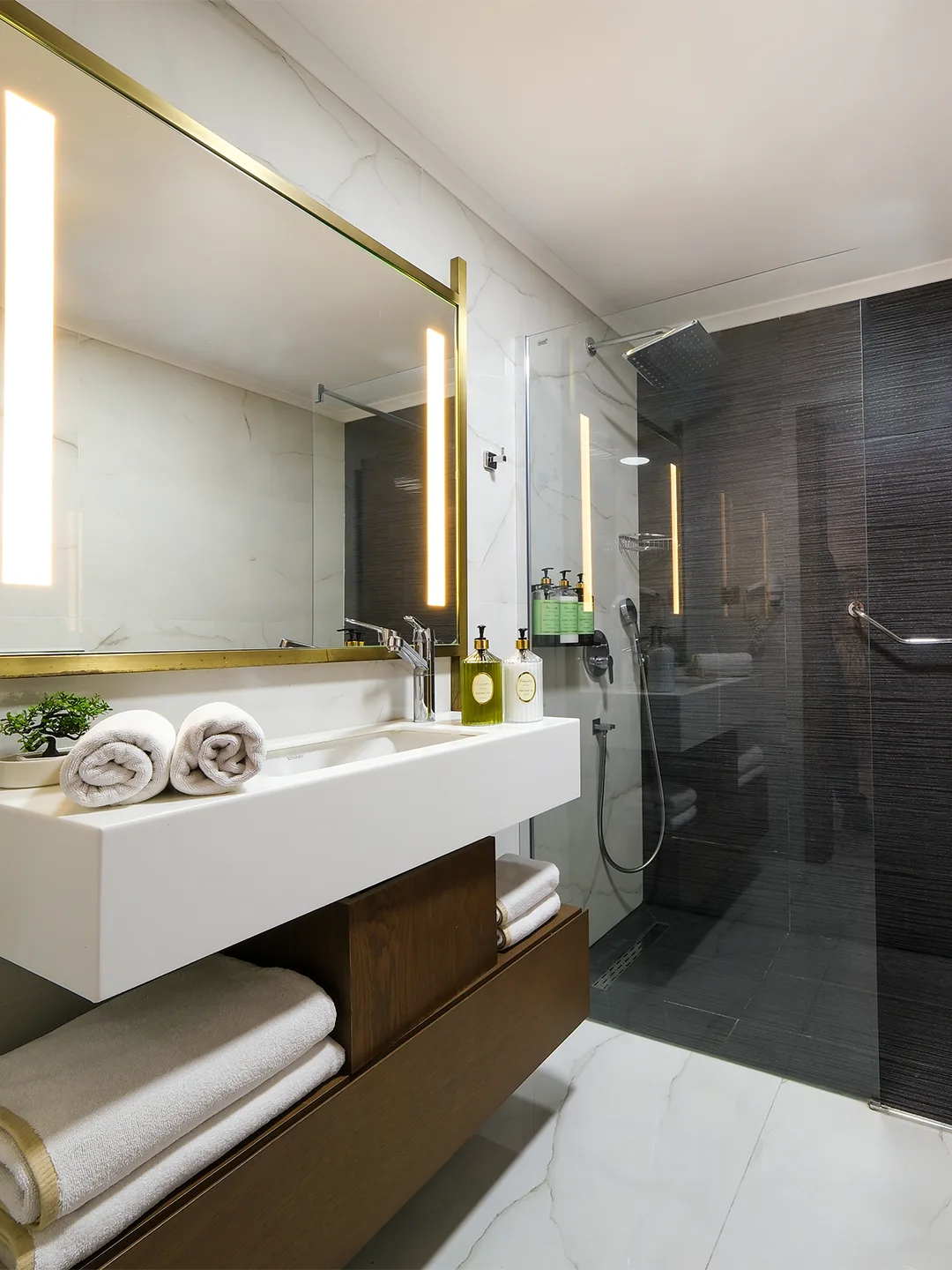 Galeri | The Alpfine Hotel