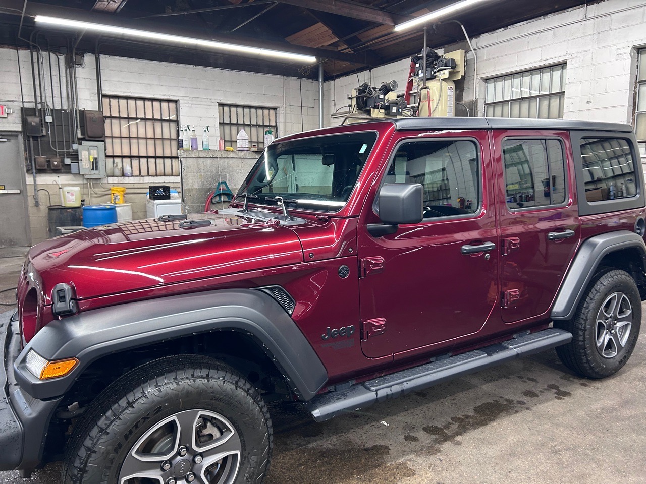 2022 Jeep Wrangler Unlimited Sport S - Burgundy exterior view 12
