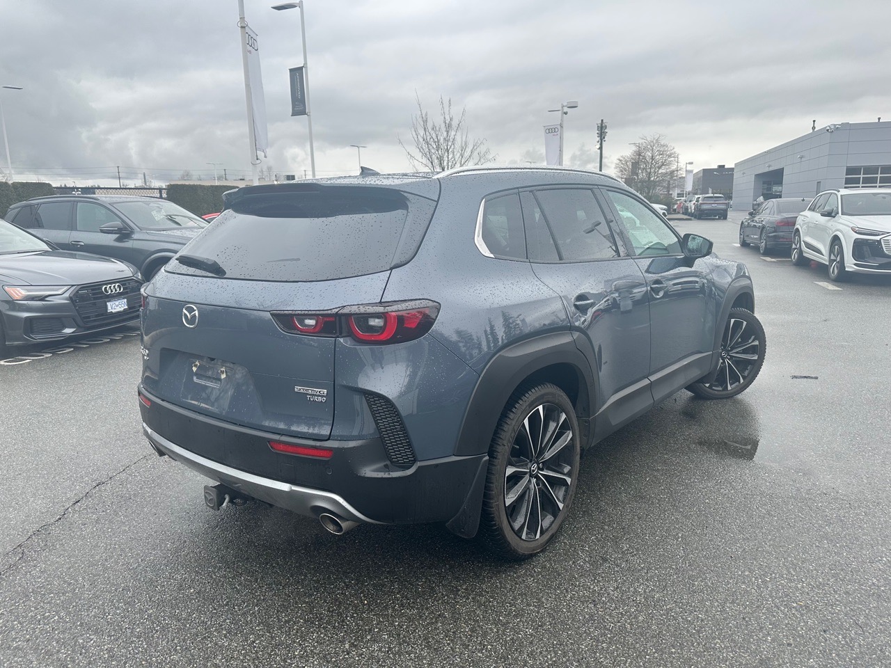 2024 Mazda Cx50 - Charcoal exterior view 5
