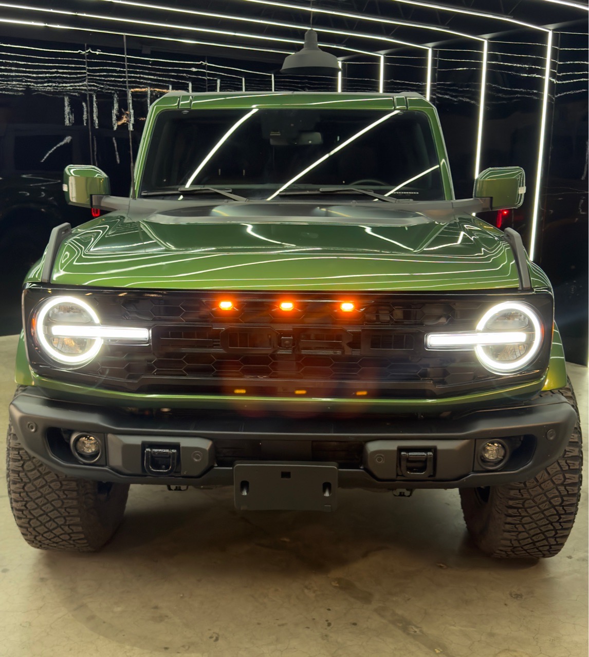 2024 Ford Broncosport - Green exterior view 2