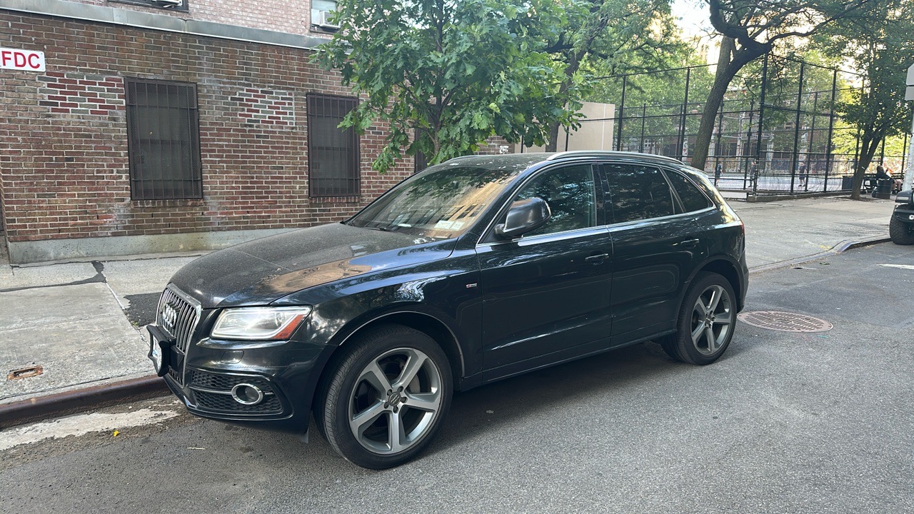 2013 Audi Q5 Premium Plus - Monsoon Gray Metallic exterior view 5