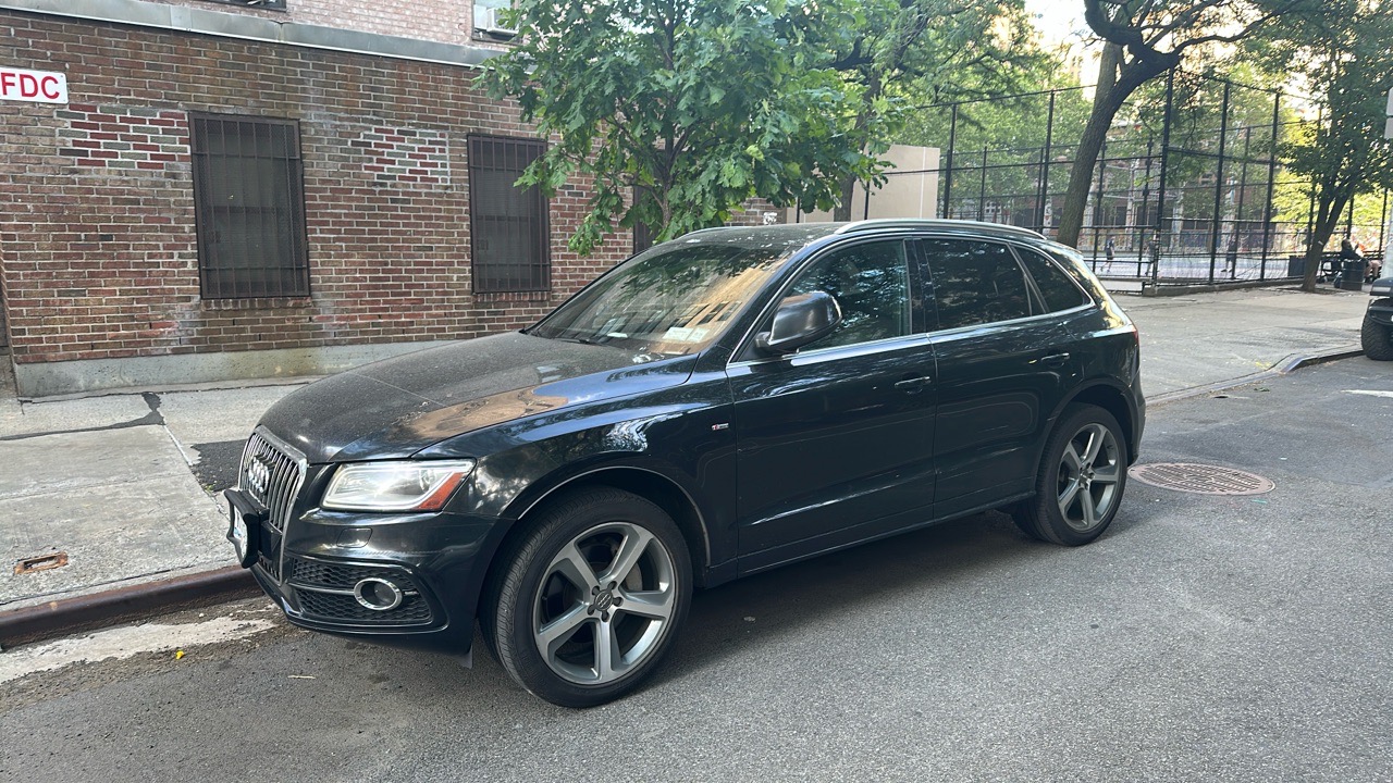 2013 Audi Q5 Premium Plus - Monsoon Gray Metallic exterior view 6