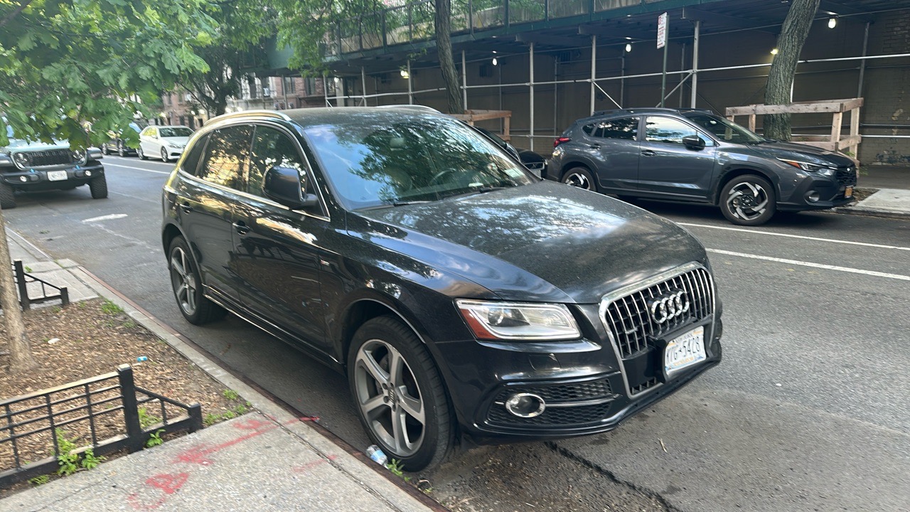 2013 Audi Q5 Premium Plus - Monsoon Gray Metallic exterior view 8