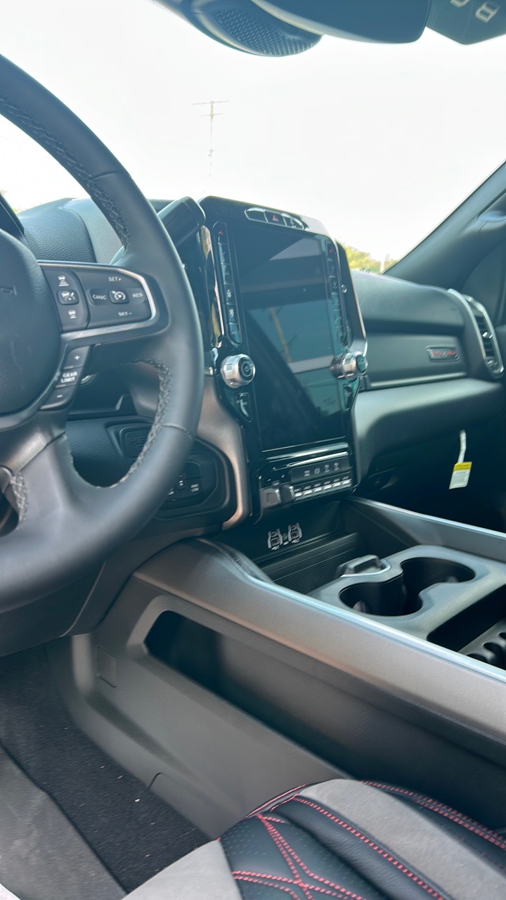2026 Ram Ram 2500 Pickup Big Horn - Diamond Black Crystal Pearl Coat exterior view 9