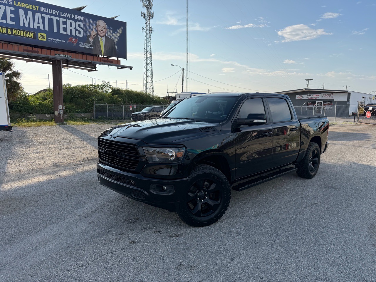 2019 Ram Ram 1500 Pickup Big Horn/Lone Star - Diamond Black Crystal Pearl Coat exterior view 7