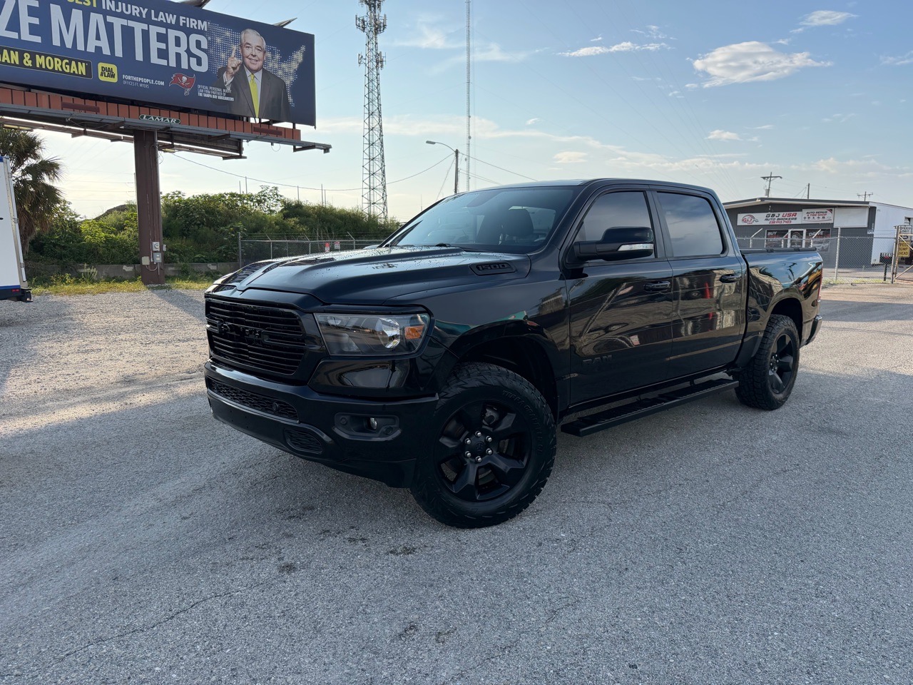 2019 Ram Ram 1500 Pickup Big Horn/Lone Star - Diamond Black Crystal Pearl Coat exterior view 8