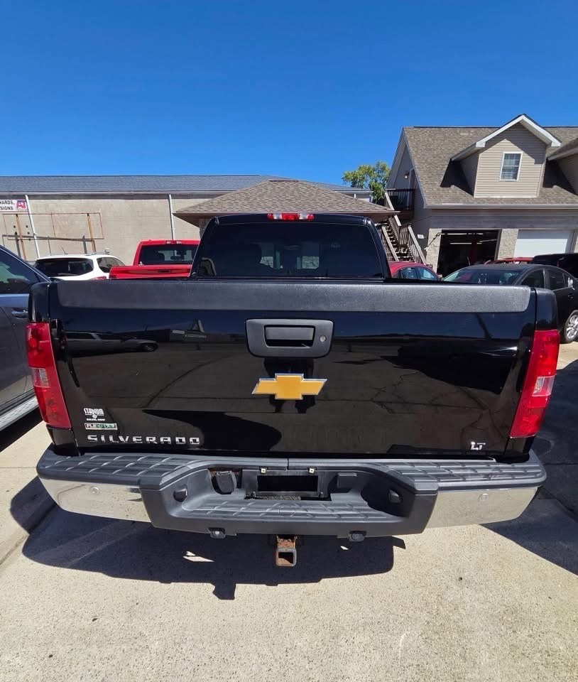 2008 Chevrolet Black Diamond Avalanche — Black exterior view 6, for sale at Carvana 5826 in Usa, CALIFORNIA