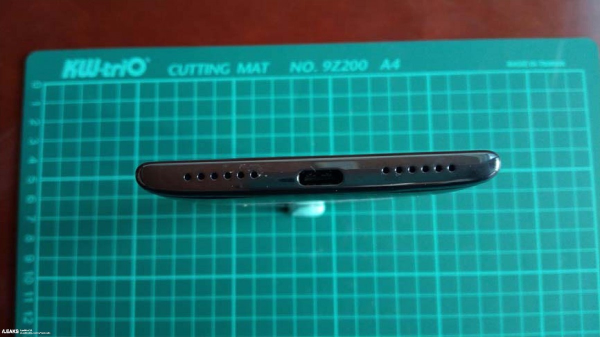 Alcatel 5