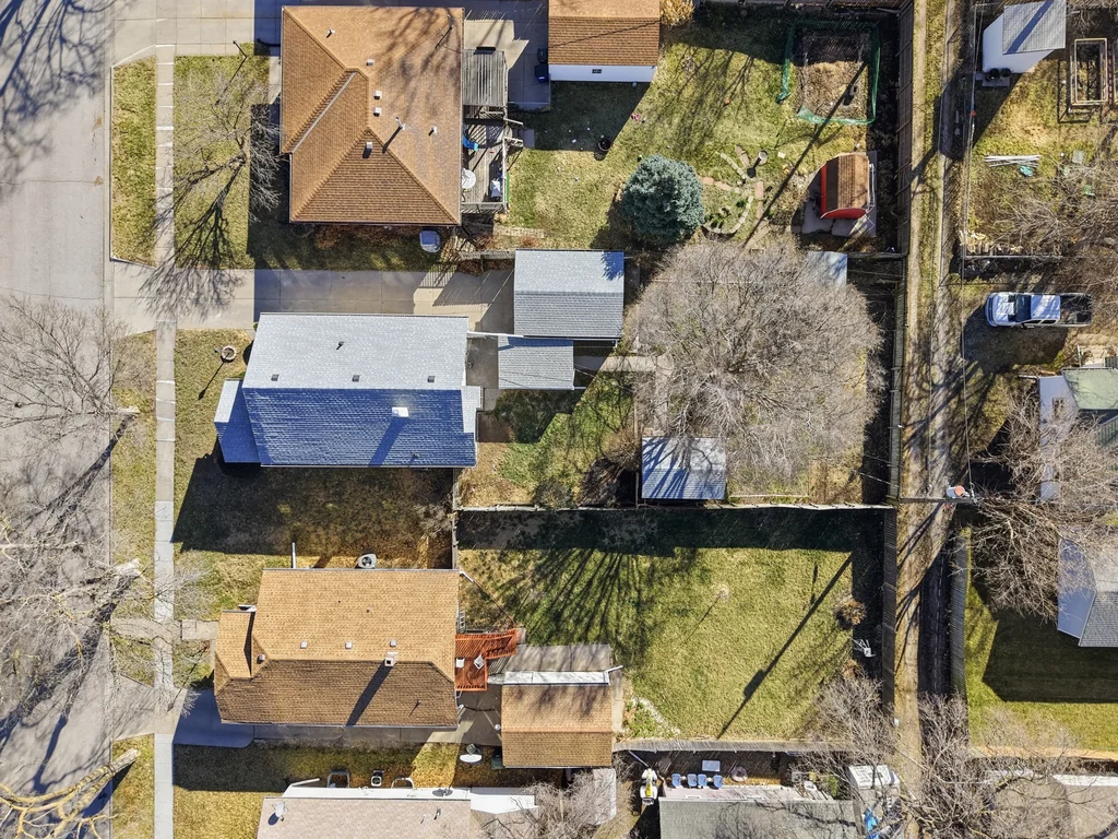 1421 Otoe St-06