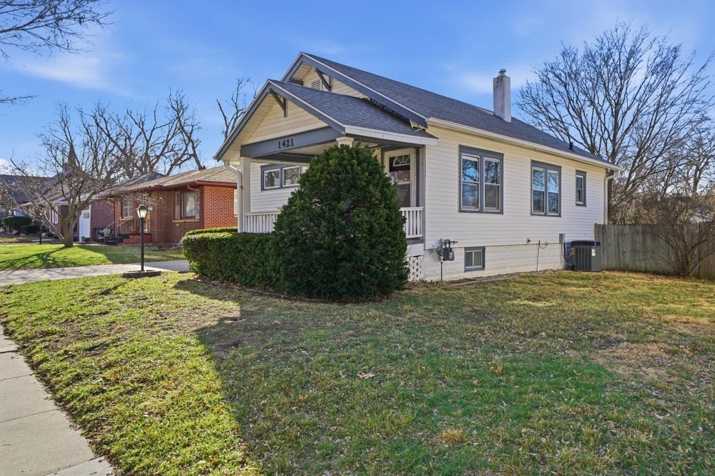 1421 Otoe St-08