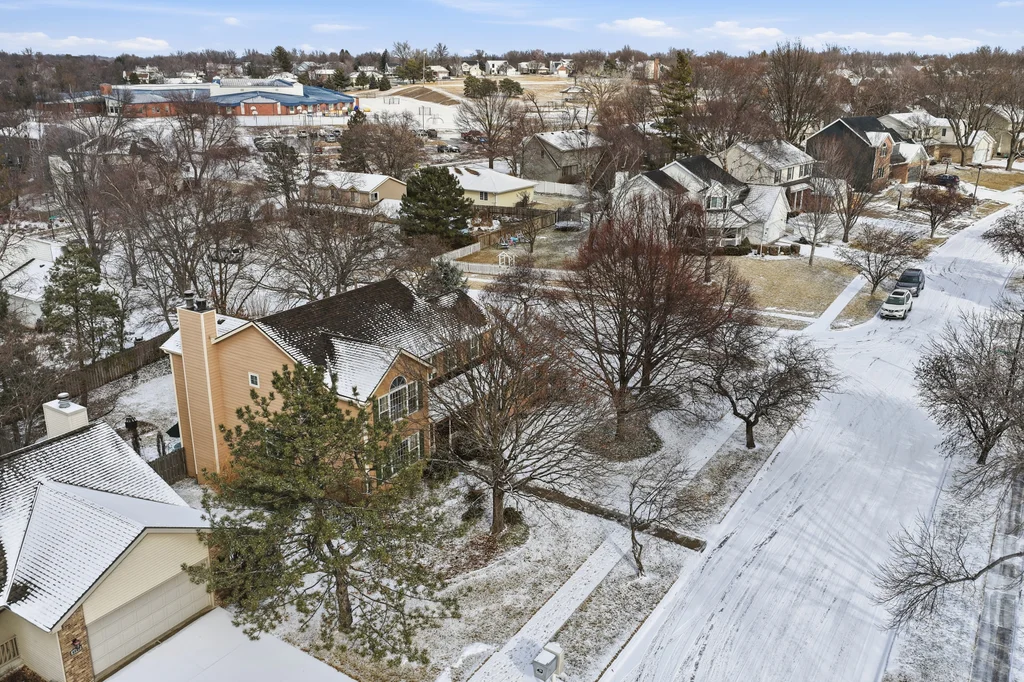 4648 Happy Hollow Ln - 04