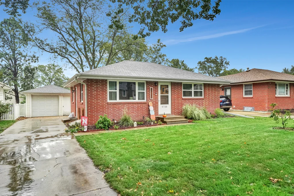 5720 Knox St-02