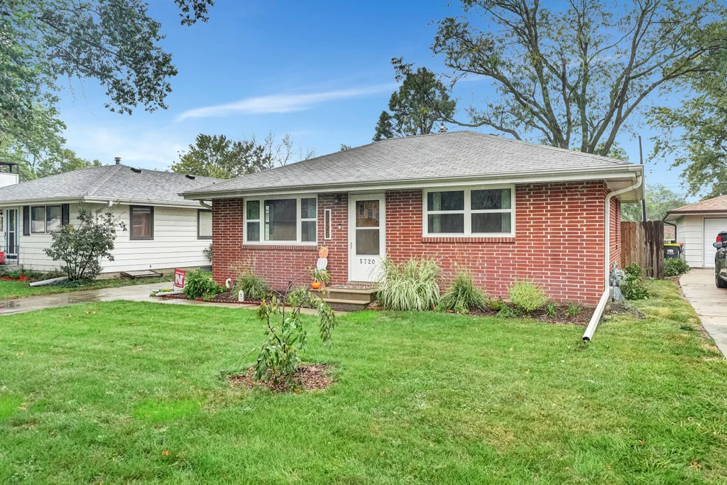 5720 Knox St-03