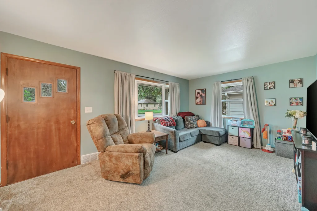 5720 Knox St-05