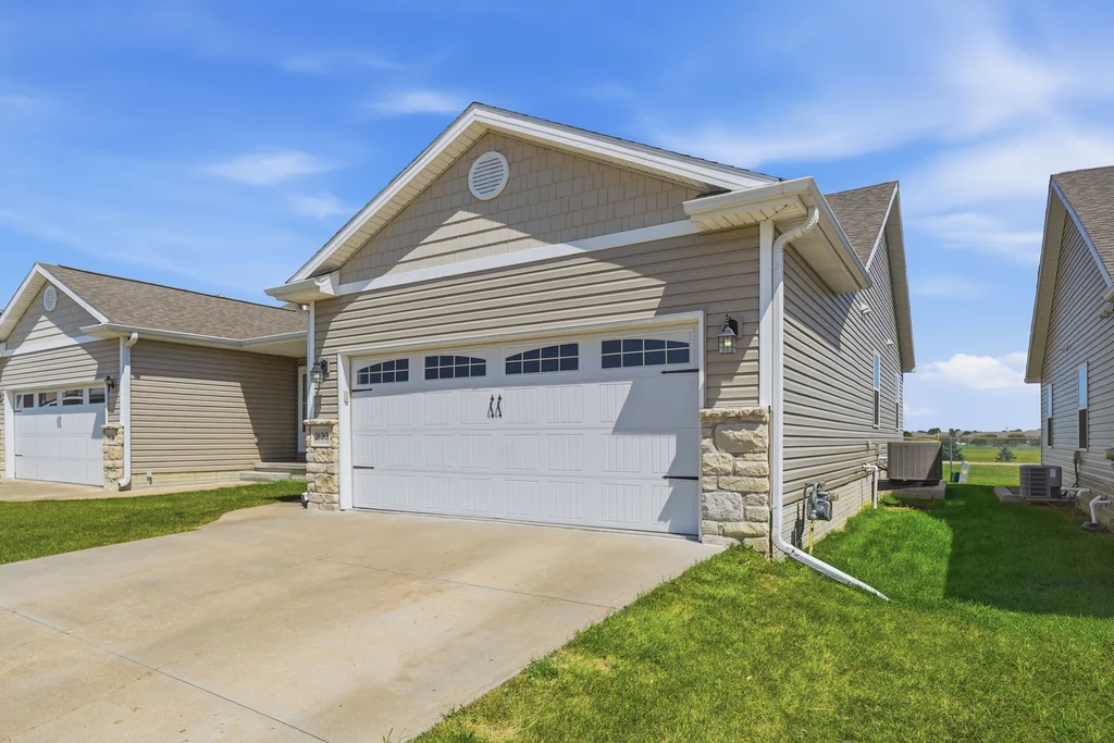 3132 King Ridge Blvd-06