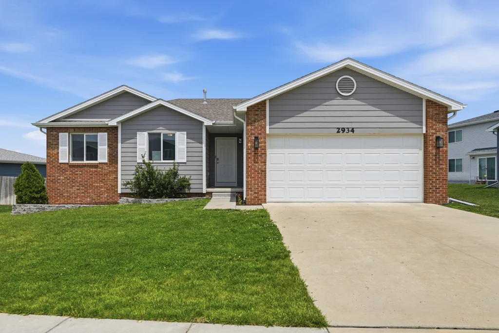2934 W Sumner St-01