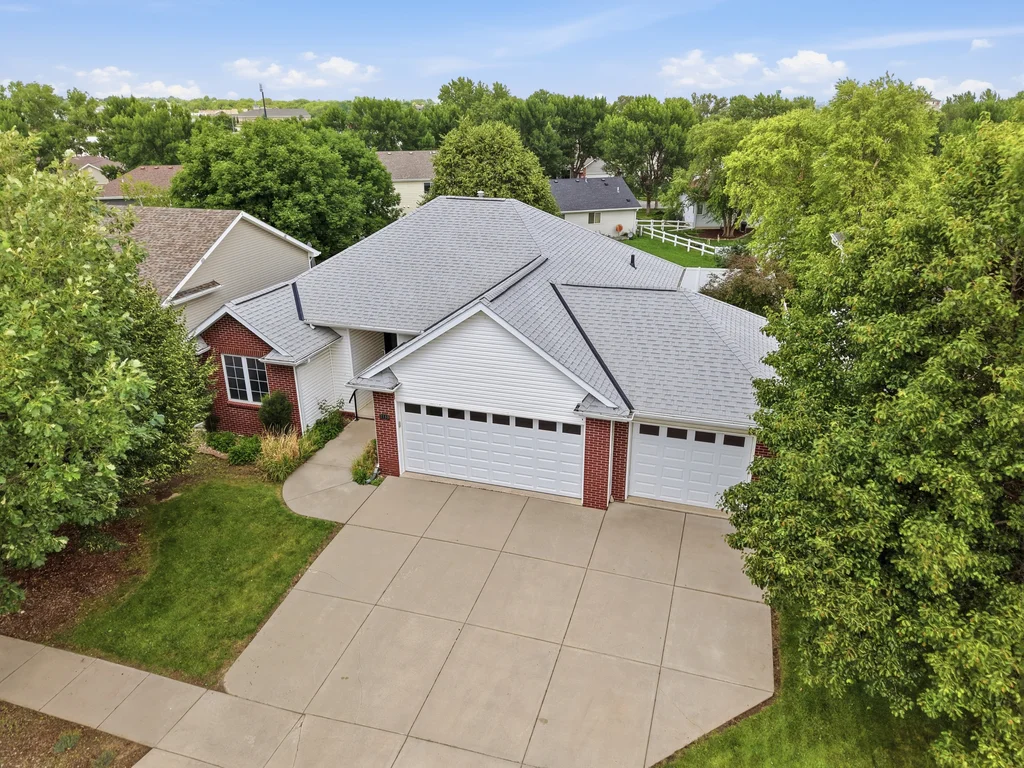 2150 Manitou Dr-04