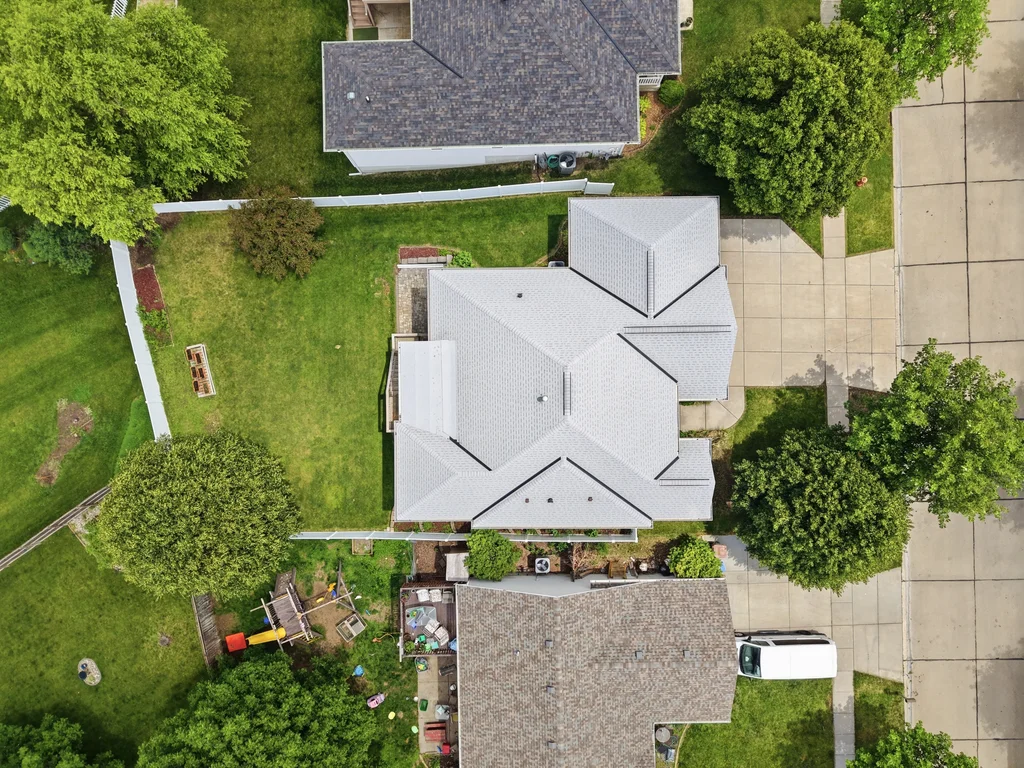 2150 Manitou Dr-05