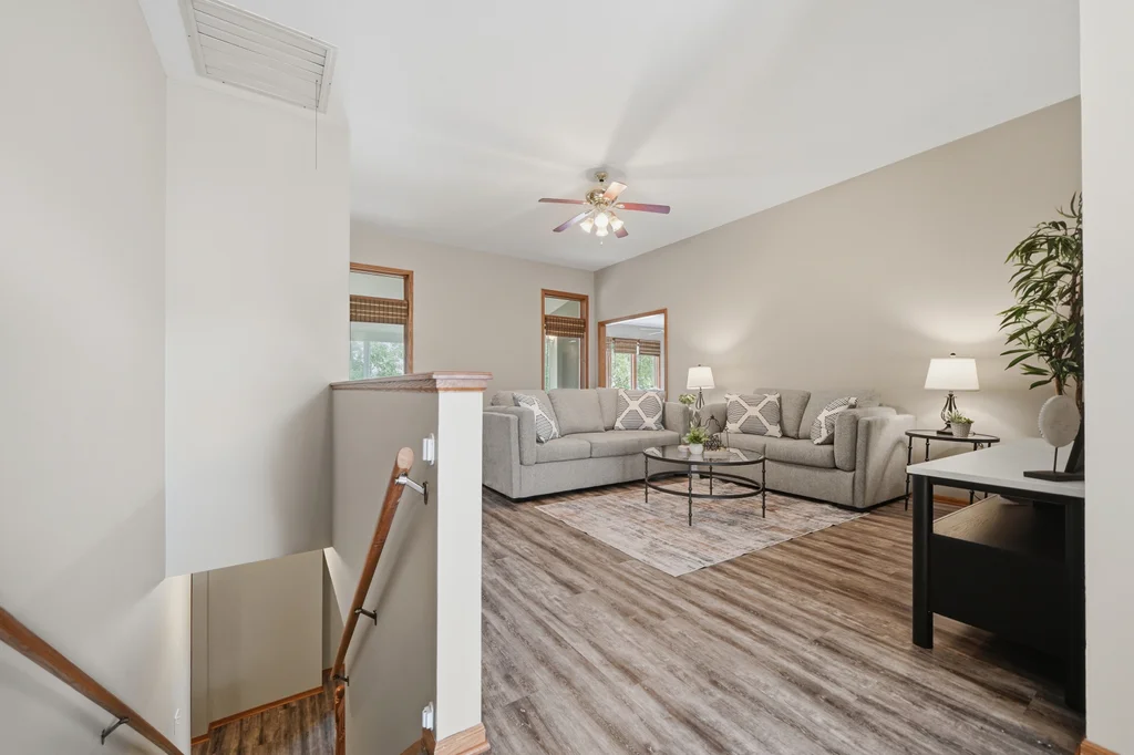 2150 Manitou Dr-10